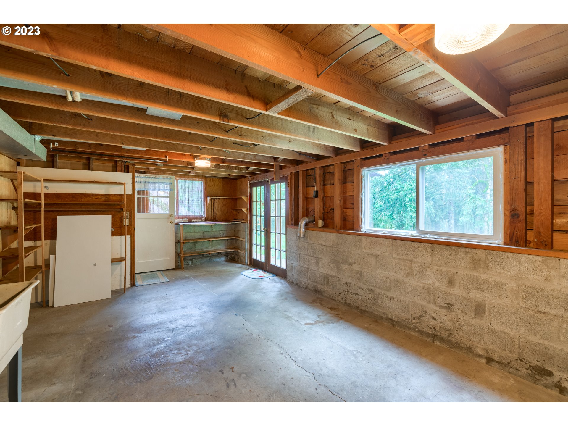 42711 Southeast Hogue Mill Road Corbett, OR 97019 - Photo 25 of 46 Gallery Image 25