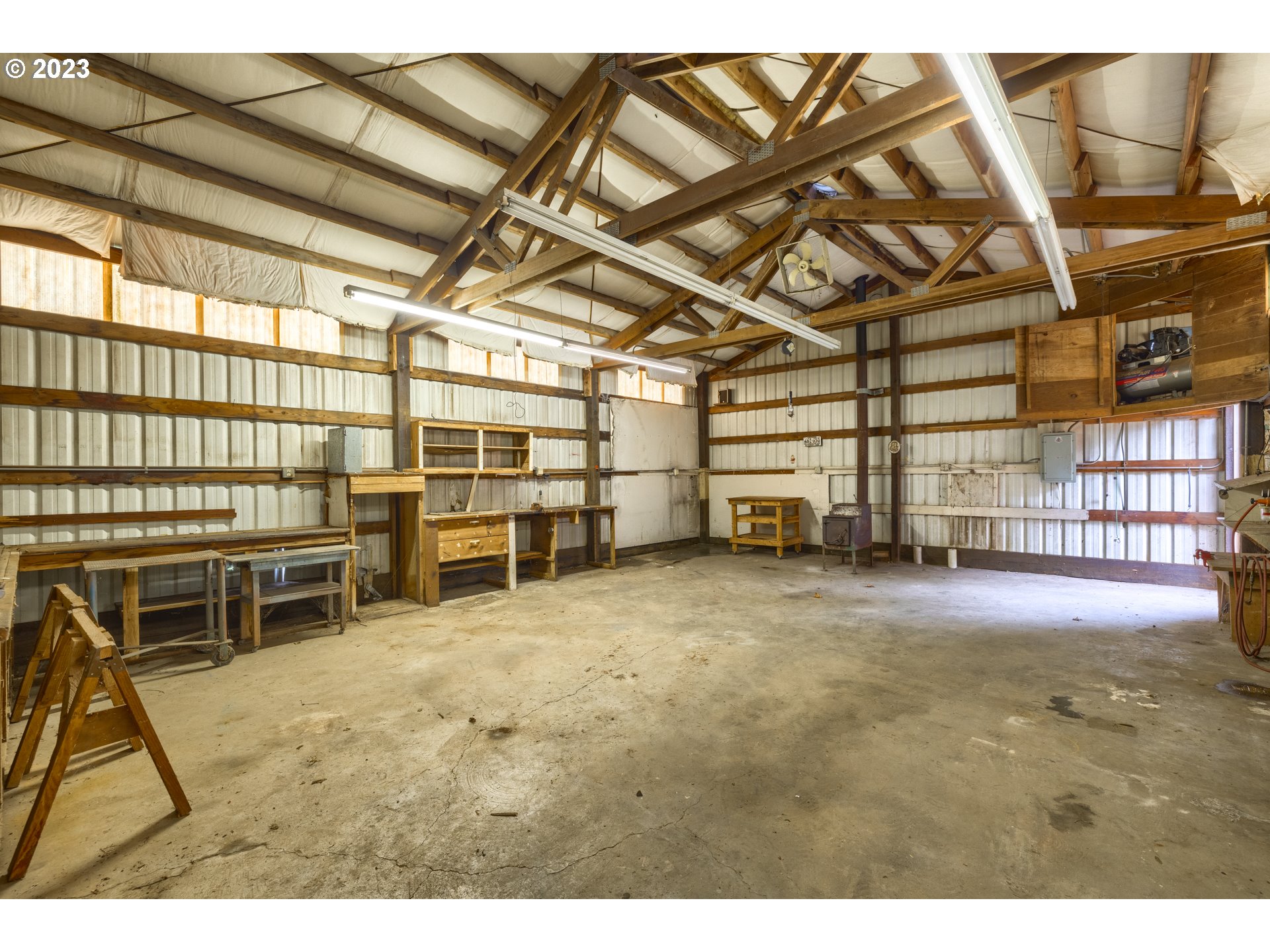 42711 Southeast Hogue Mill Road Corbett, OR 97019 - Photo 33 of 46 Gallery Image 33