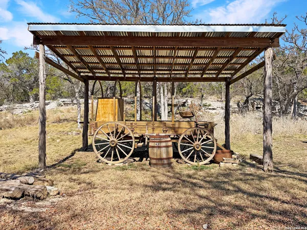 $2,300,000 | 196 B Rock Bottom Road, Hunt, TX 78024