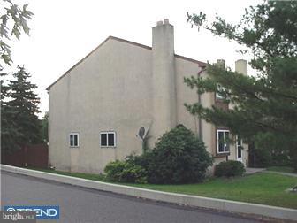 201 Walnut Ridge Drive Pottstown, PA 19464 - Photo 2 of 9 Exterior Side