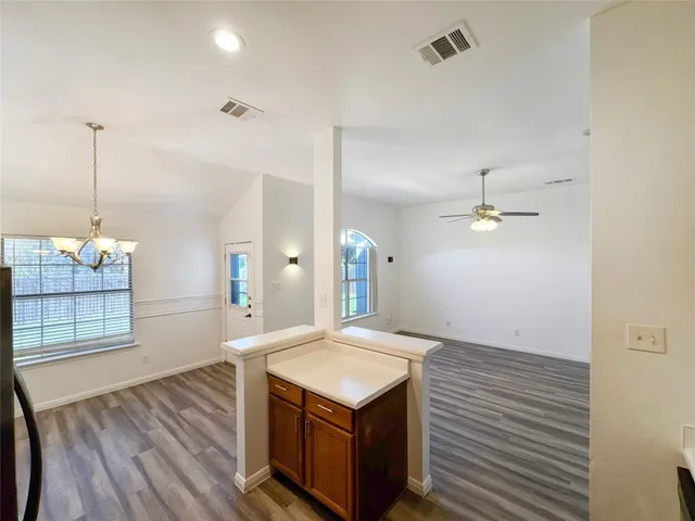 $1,750 | 1901 Holly Springs Drive, Taylor, TX 76574