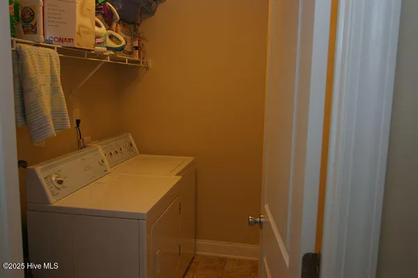 $1,700 | 101 Fosbury Way, Unit A, Greenville, NC 27834