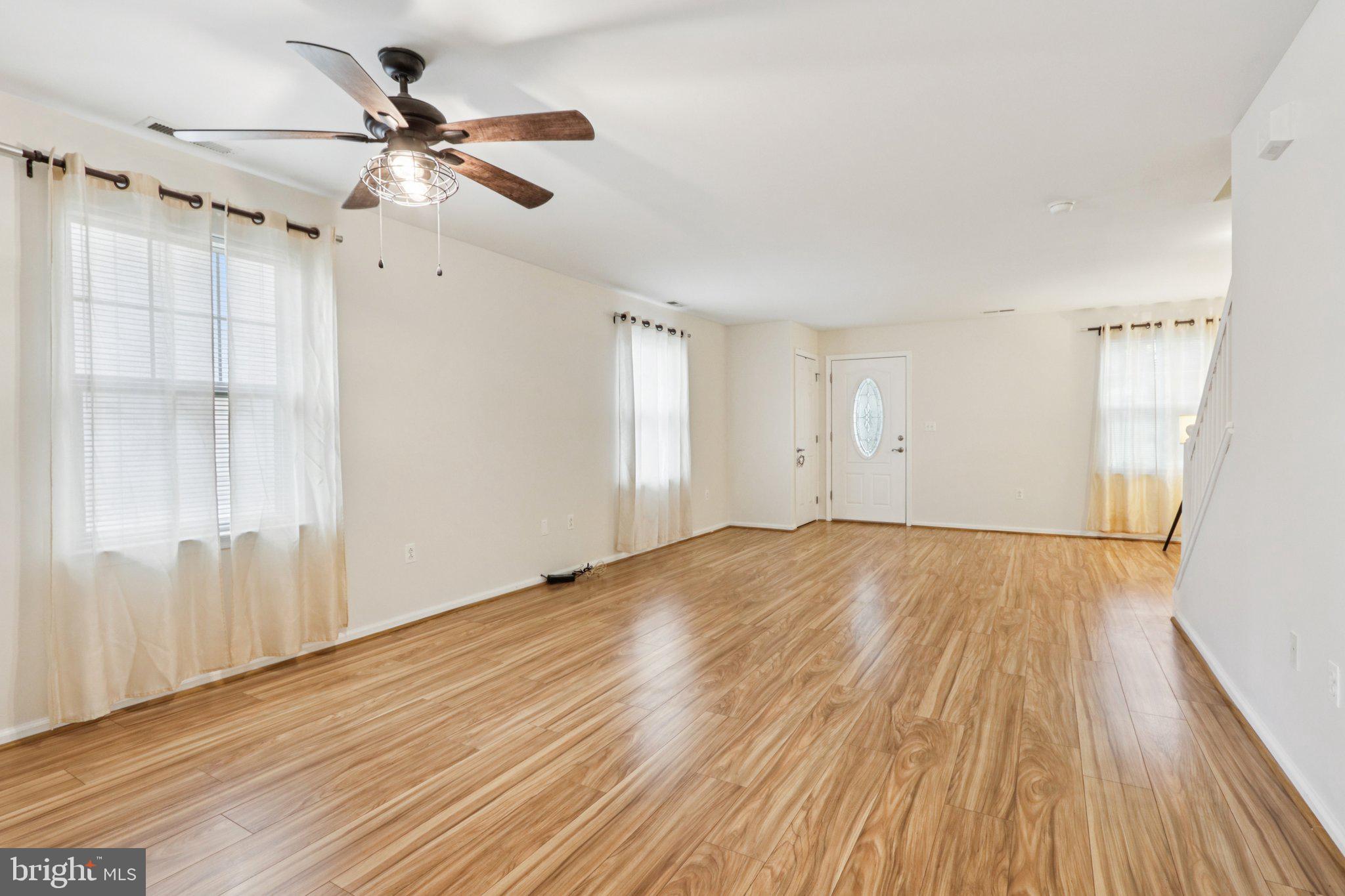 3716 Merrick Road Philadelphia, PA 19129 - Photo 4 of 19 Gallery Image 4