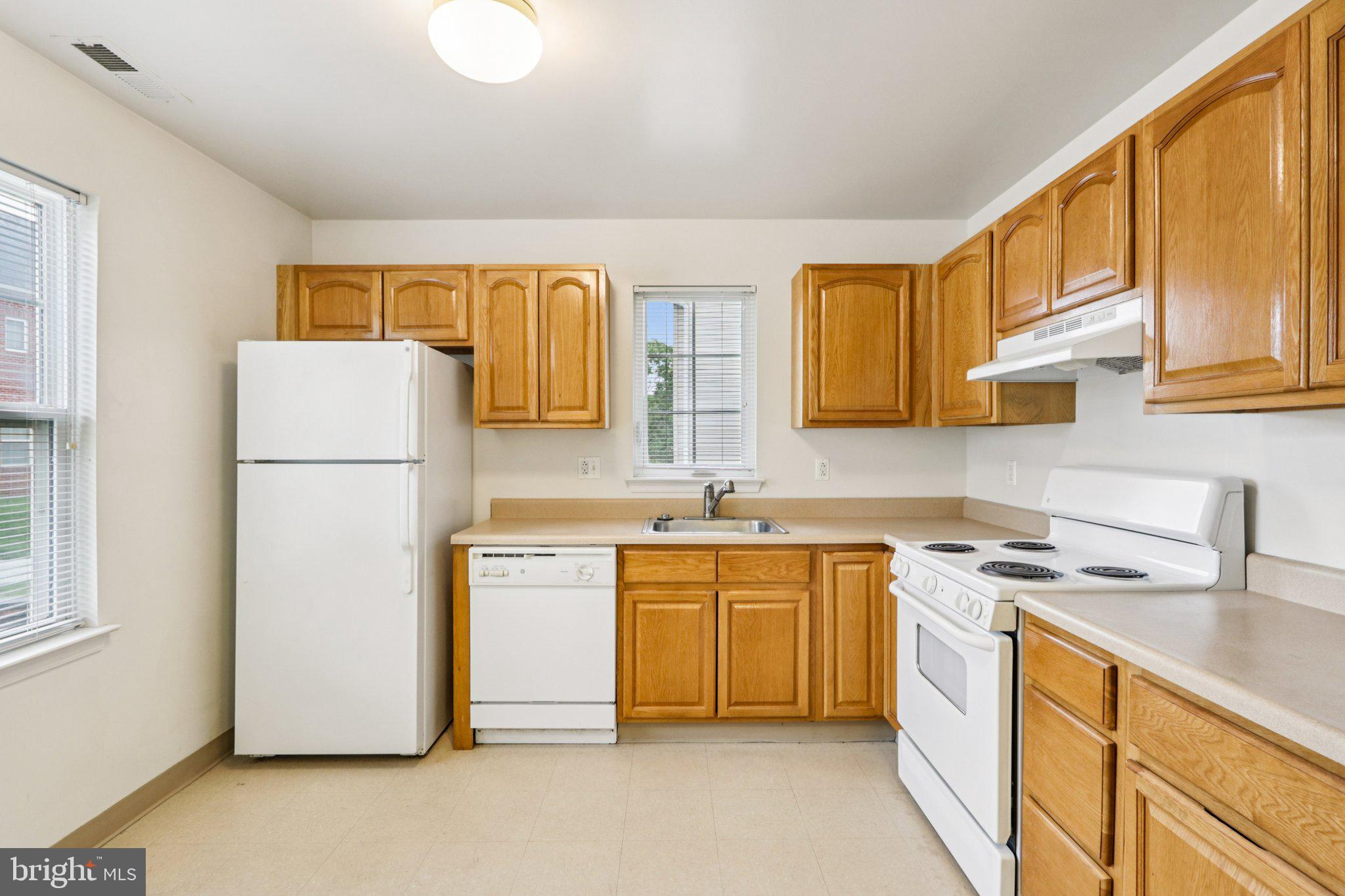 3716 Merrick Road Philadelphia, PA 19129 - Photo 7 of 19 Gallery Image 7