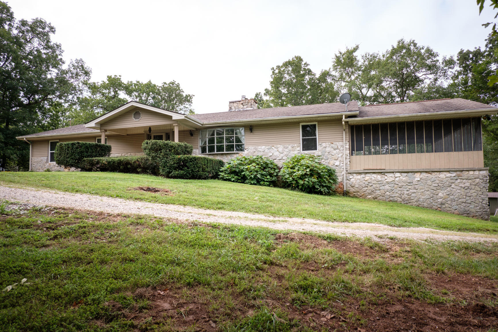 541 Piney Grove Road Somerset, KY 42501 - Photo 1 of 49 KXTB3449