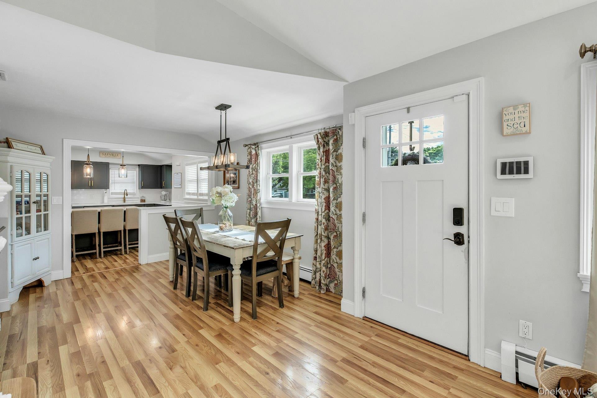 121 Lowell Road Sayville, NY 11782 - Photo 4 of 26