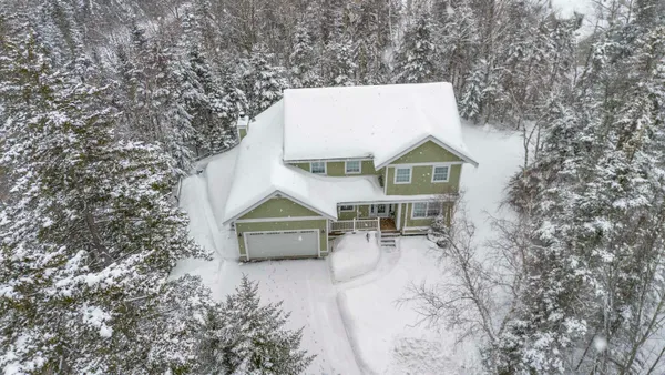 $799,000 | 1 Lower Highlands Road, West Dover, VT 05356