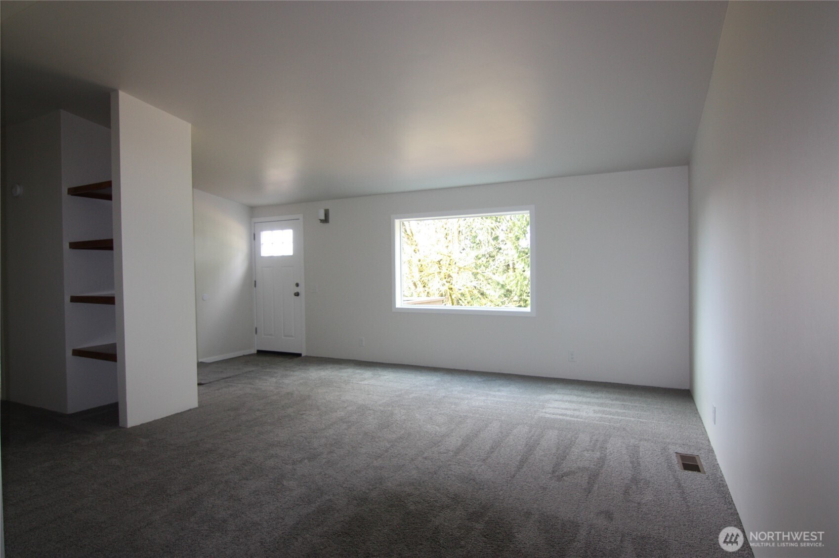 308 Cunningham Road Kelso, WA 98626 - Photo 3 of 39 Gallery Image 3