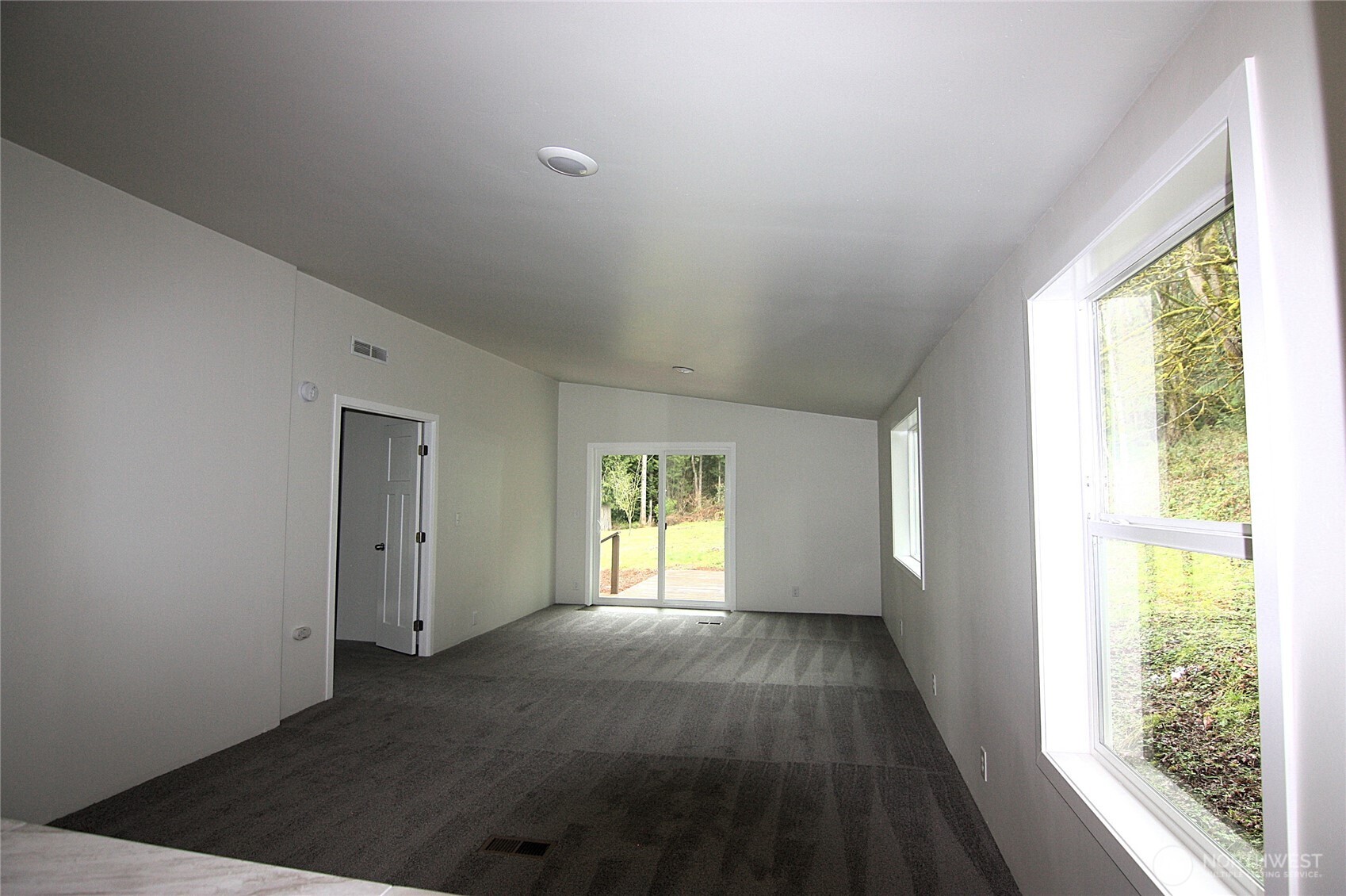 308 Cunningham Road Kelso, WA 98626 - Photo 5 of 39 Gallery Image 5