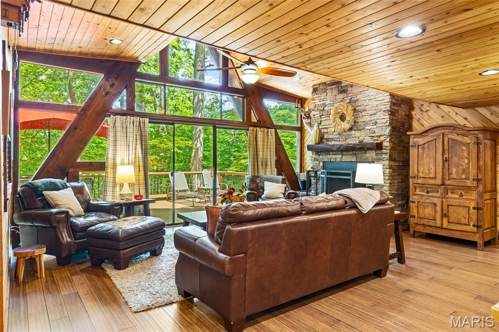 632 Wunderbar Point Drive Innsbrook, MO 63390 - Photo 4 of 23