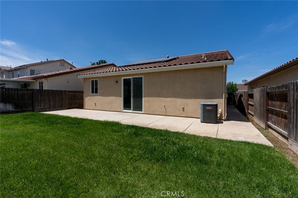 1476 Dynes Street Merced, CA 95348 - Photo 36 of 39