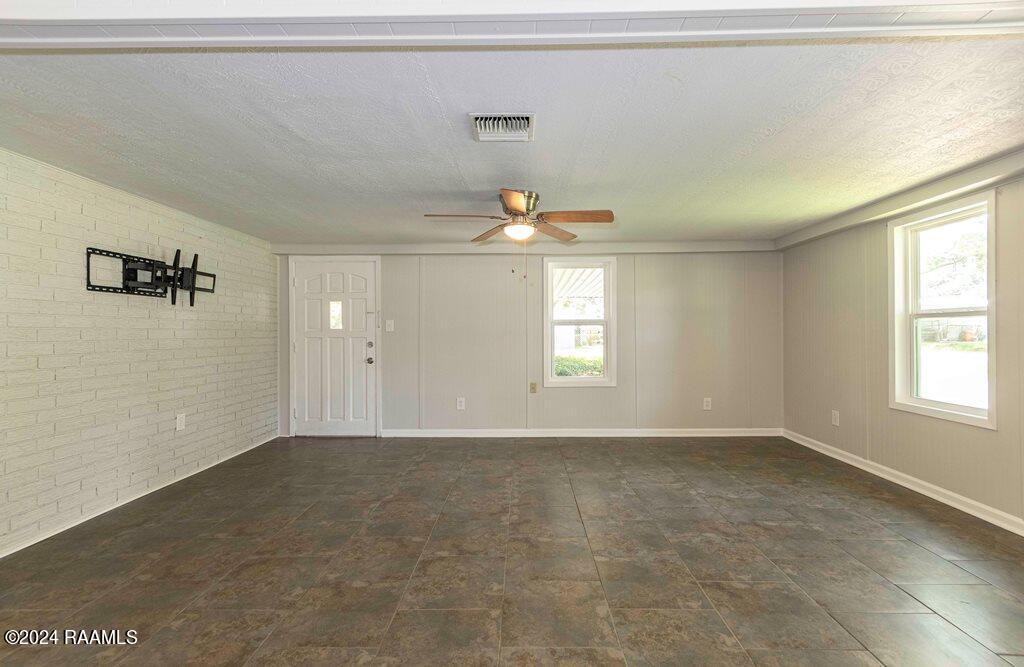 1011 Roma Drive Breaux Bridge, LA 70517 - Photo 26 of 30 Living Room 1