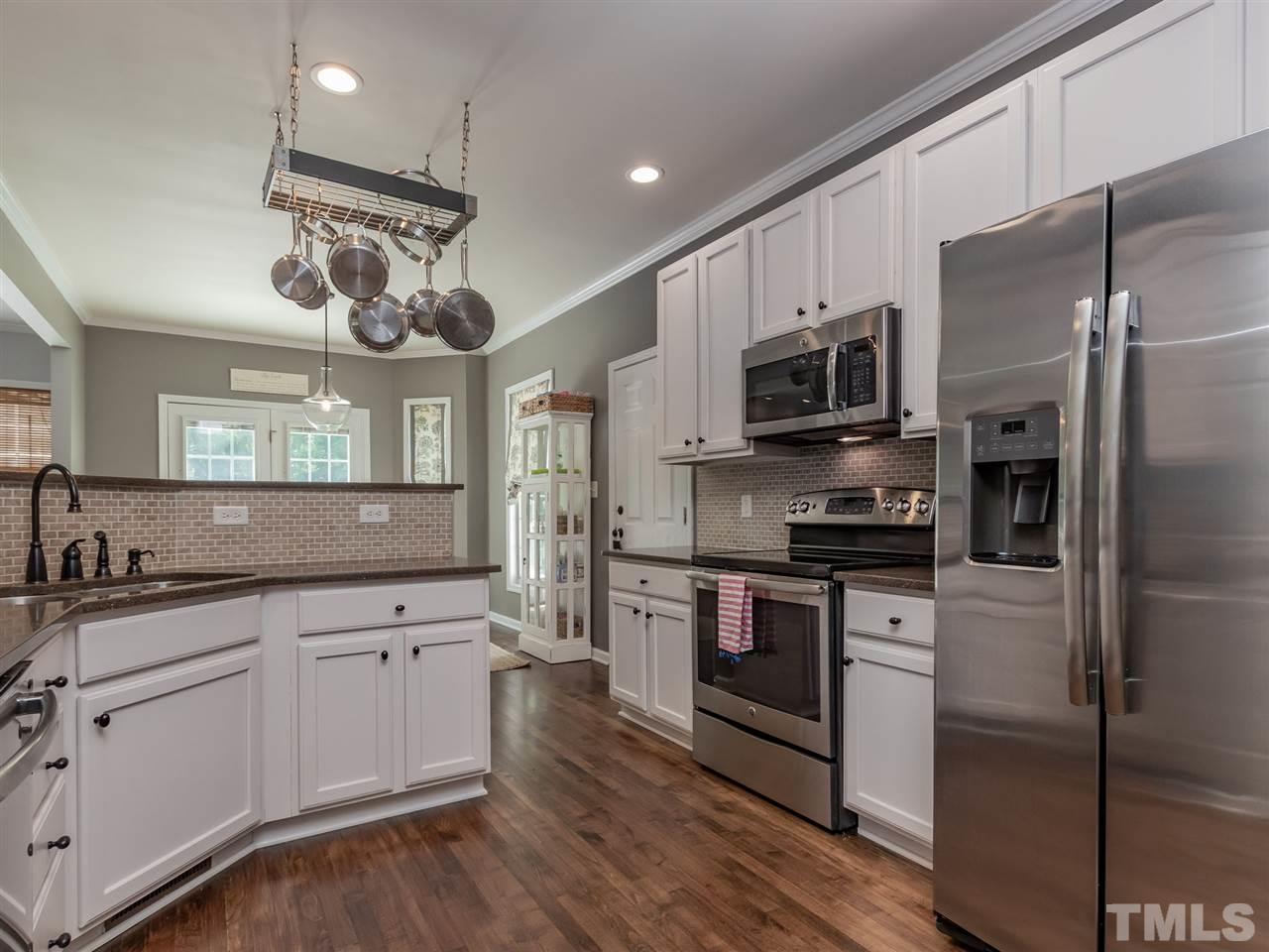 425 Seastone Street Raleigh, NC 27603 - Photo 14 of 29
