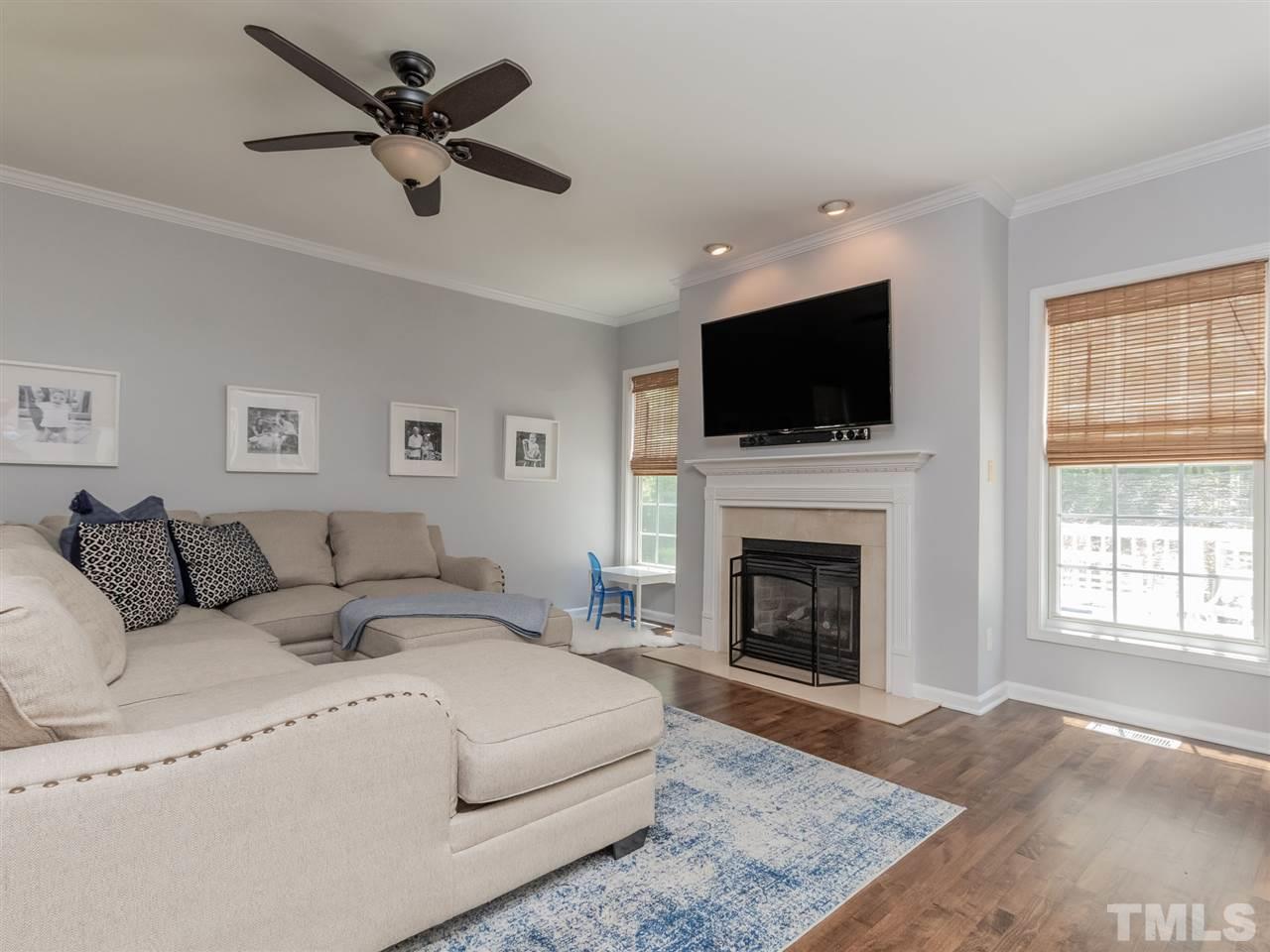 425 Seastone Street Raleigh, NC 27603 - Photo 8 of 29