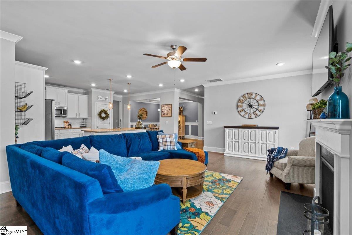 740 Walnut Acres Drive Roebuck, SC 29376 - Photo 5 of 28