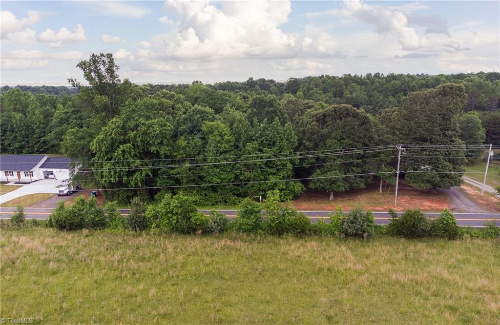 700 Deadmon Road Mocksville, NC 27028 - Photo 3 of 14 Gallery Image 3