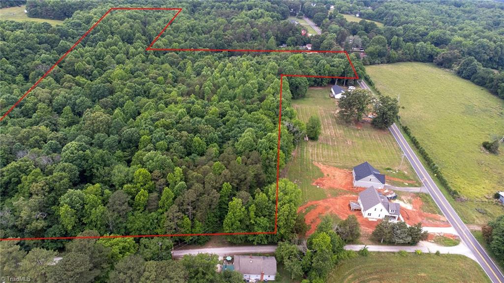 700 Deadmon Road Mocksville, NC 27028 - Photo 8 of 14 Gallery Image 8