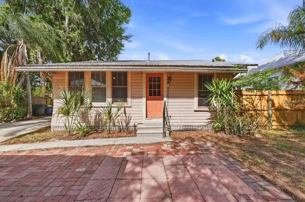 $1,700 | 530 South Jackson Avenue, Bartow, FL 33830