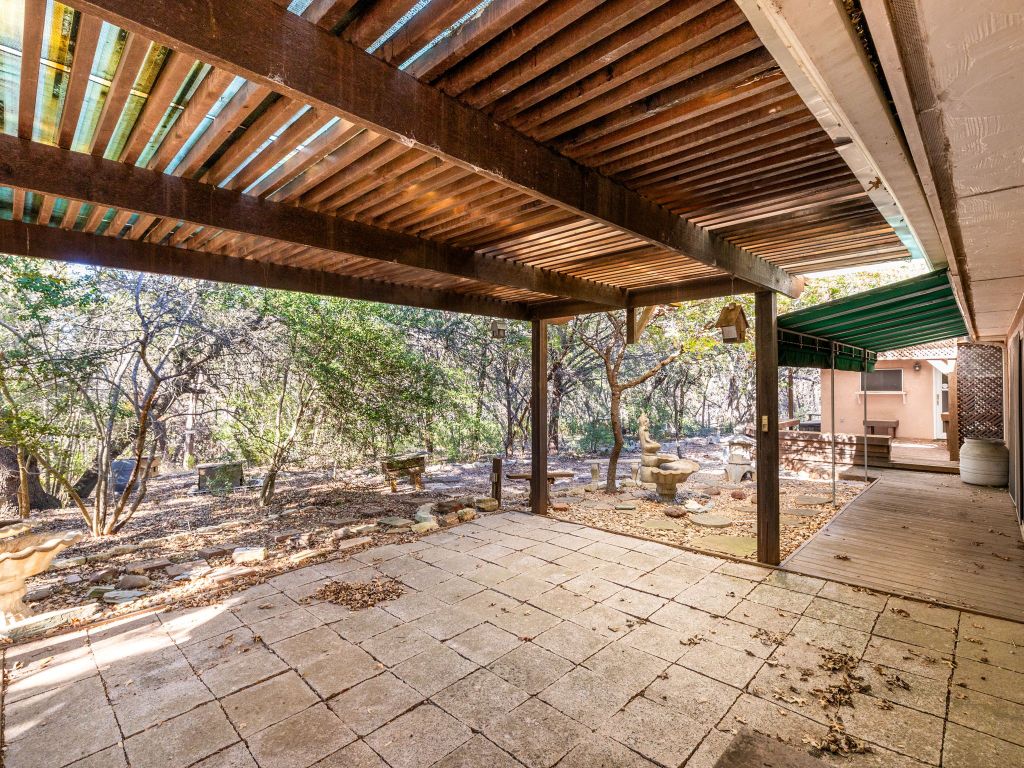3707 Wyldwood Road Austin, TX 78739 - Photo 21 of 30 a view of outdoor space with porch