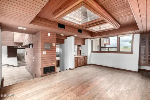 $2,600,000 | 5275 North Camelhead Road, Phoenix, AZ 85251