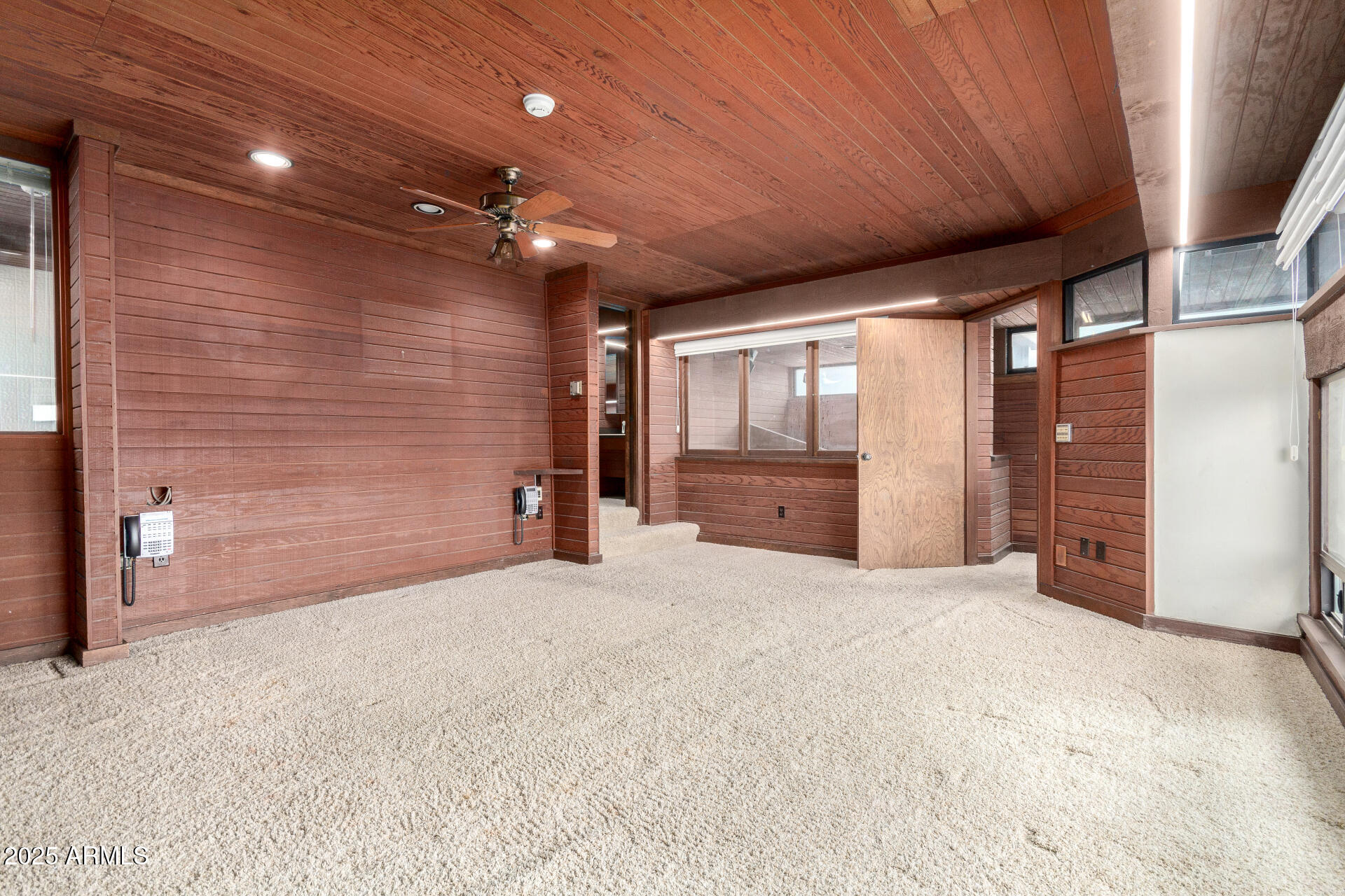 5275 North Camelhead Road Phoenix, AZ 85251 - Photo 19 of 45 37 - Camelhead