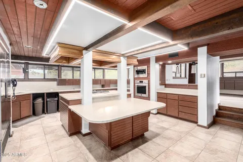 $2,600,000 | 5275 North Camelhead Road, Phoenix, AZ 85251