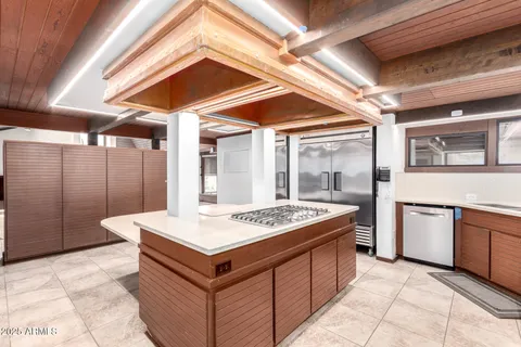 $2,825,000 | 5275 North Camelhead Road, Phoenix, AZ 85251