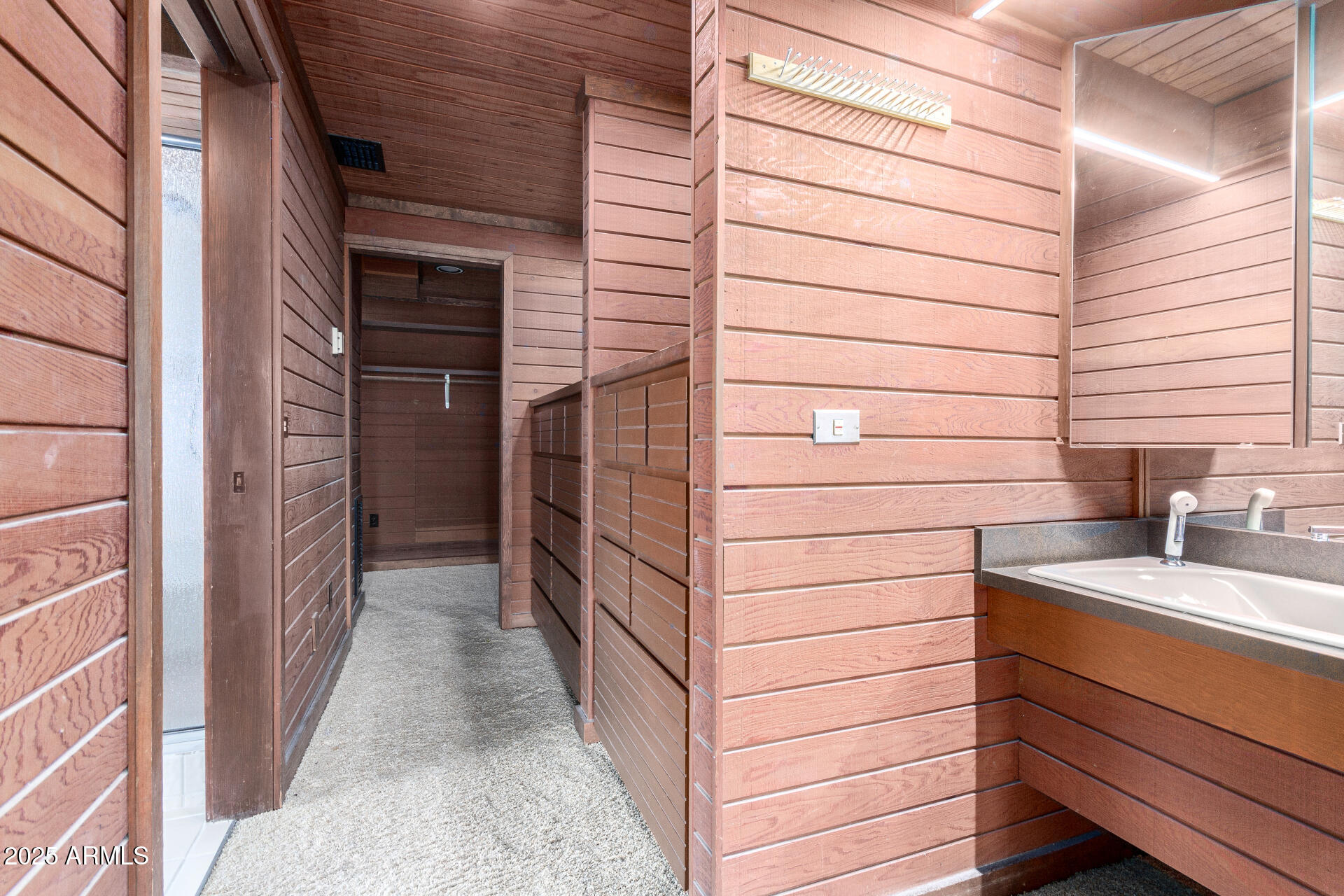 5275 North Camelhead Road Phoenix, AZ 85251 - Photo 30 of 72 38 - Camelhead