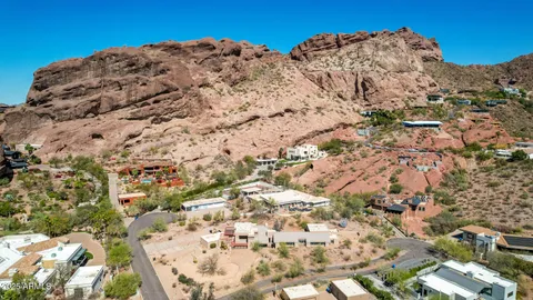 $2,600,000 | 5275 North Camelhead Road, Phoenix, AZ 85251