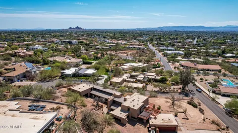 $2,825,000 | 5275 North Camelhead Road, Phoenix, AZ 85251