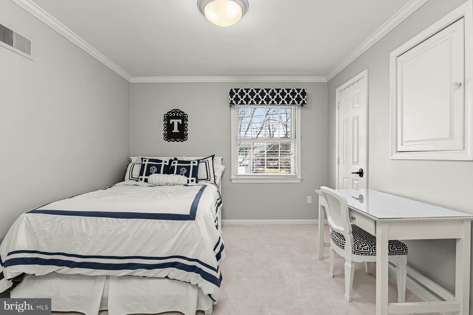 5404 Ridgefield Road Bethesda, MD 20816 - Photo 28 of 41 Bedroom #3
