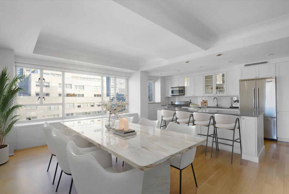 200 East 66th Street, Unit PHA2006 Manhattan, NY 10065 - Photo 1 of 25