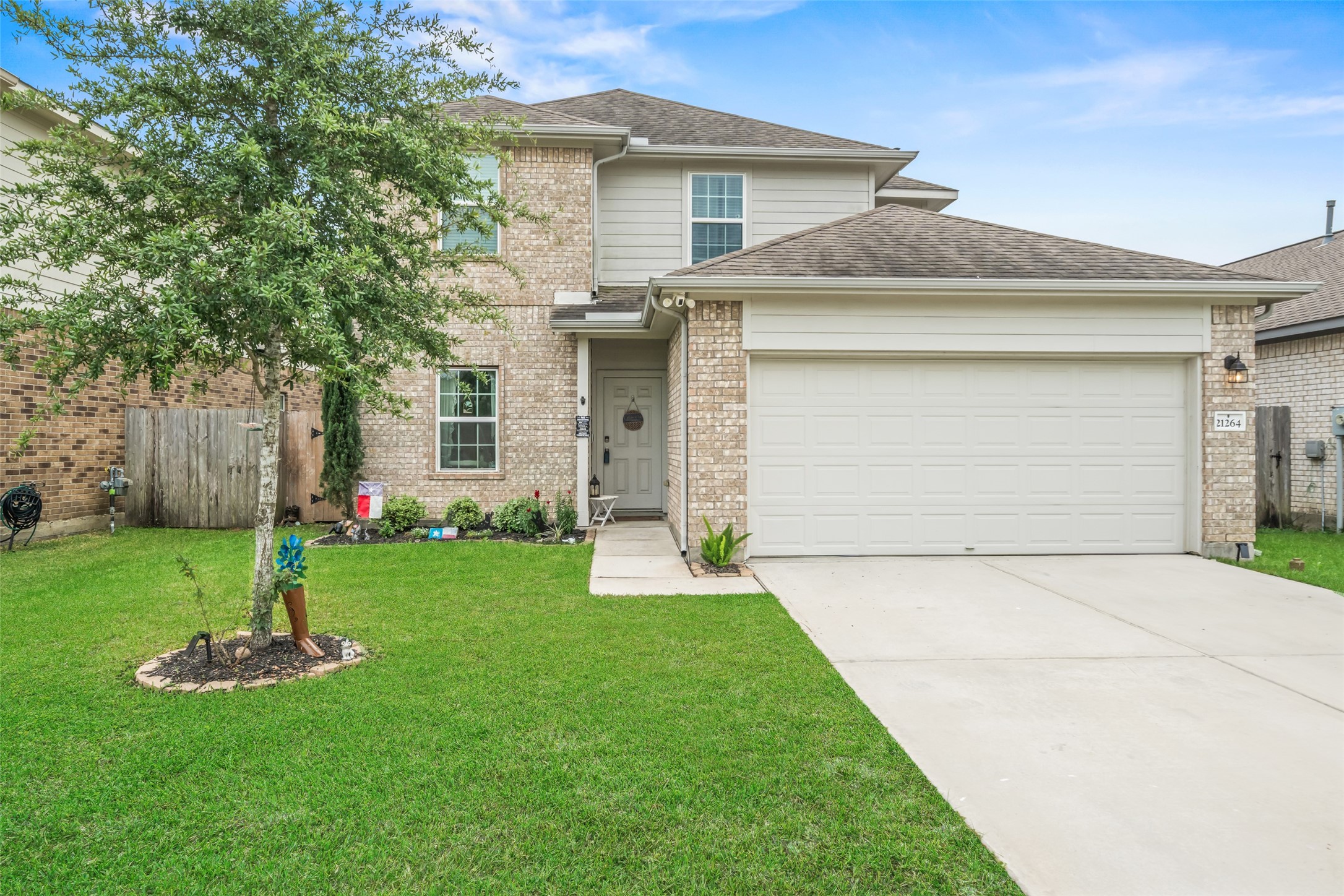 21264 Flowering Crape Myrtle Drive Porter, TX 77365 - Photo 2 of 34