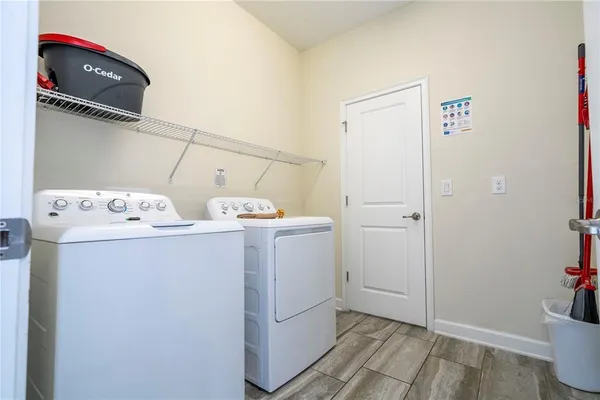 $530,000 | 1646 Moon Valley Drive, Davenport, FL 33896