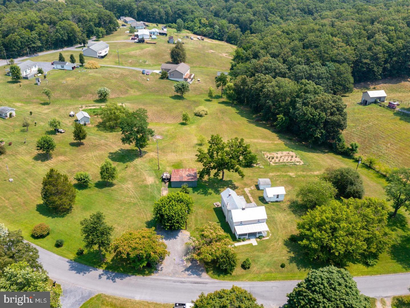 340 Andrews Road Strasburg, VA 22657 - Photo 4 of 51 Gallery Image 4