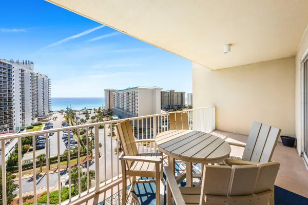 $549,000 | 112 Seascape Drive, Unit 904, Miramar Beach, FL 32550