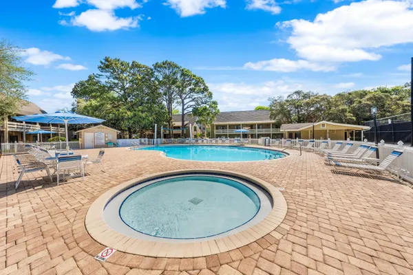 $549,000 | 112 Seascape Drive, Unit 904, Miramar Beach, FL 32550