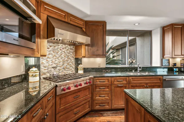 $3,500,000 | 11131 East Graythorn Drive, Scottsdale, AZ 85262