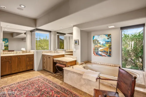 $3,500,000 | 11131 East Graythorn Drive, Scottsdale, AZ 85262