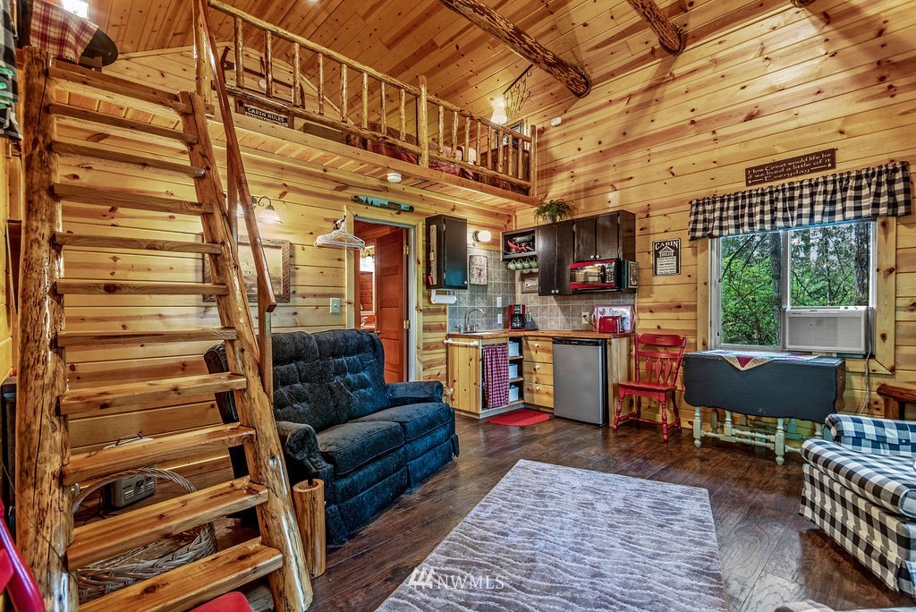 242 Hinch Road Castle Rock, WA 98611 - Photo 31 of 39 Gallery Image 31