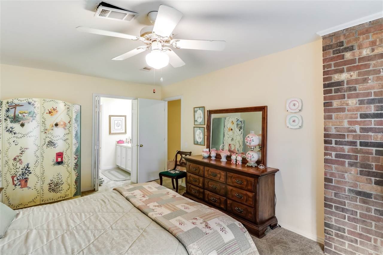 10 Timber Ridge Drive Brandon, MS 39042 - Photo 20 of 27 Photo 21