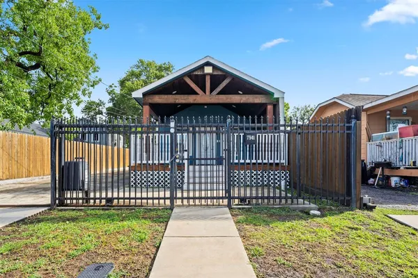 $1,800 | 7941 Goode Street, Houston, TX 77012