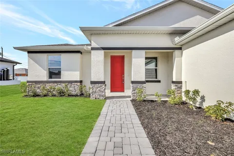 $335,000 | 1310 Northwest Juanita Place, Cape Coral, FL 33993