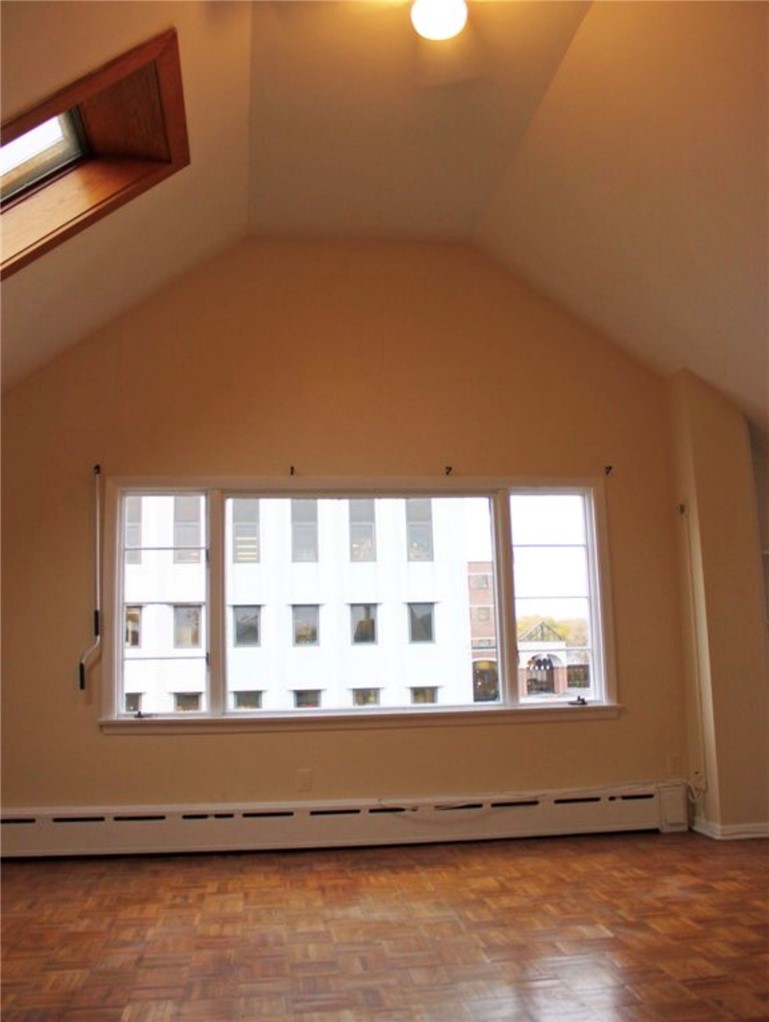 223 Alexander Street Rochester, NY 14607 - Photo 4 of 6