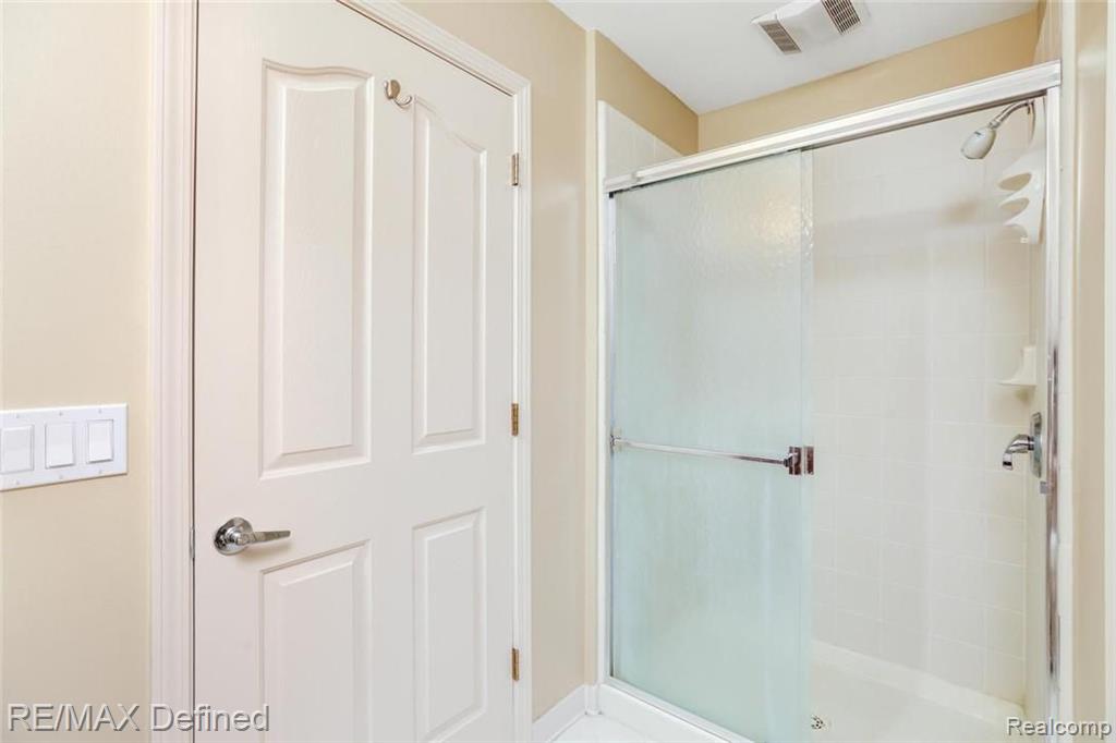 3788 Woodmonte Drive Rochester, MI 48306 - Photo 37 of 50