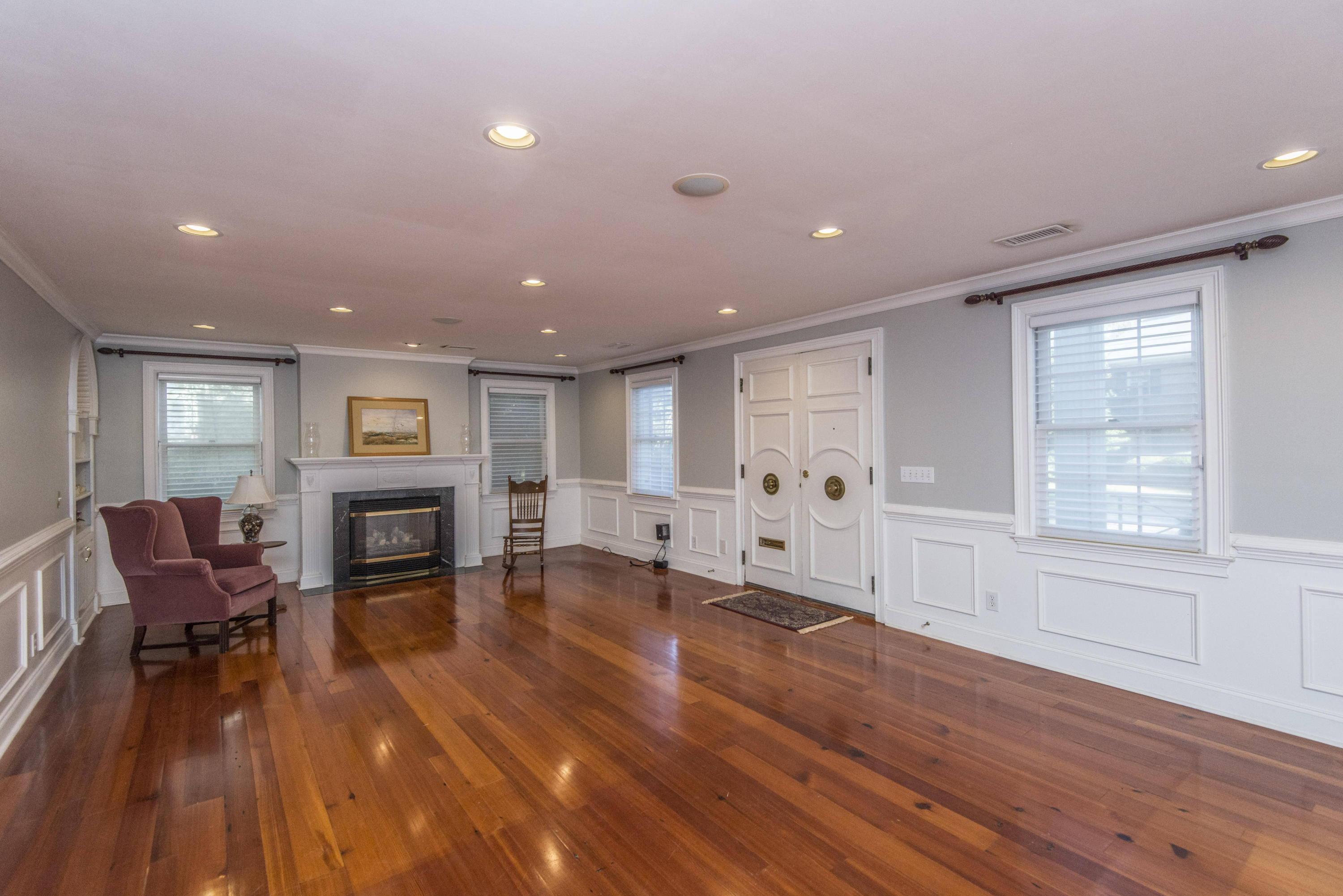 5 Pierates Cruz Mount Pleasant, SC 29464 - Photo 13 of 61 Formal Living Room