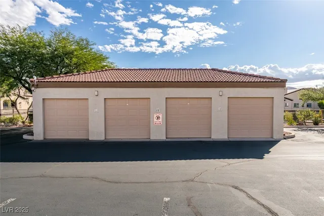 $314,000 | 2305 West Horizon Ridge Parkway, Unit 2623, Henderson, NV 89052