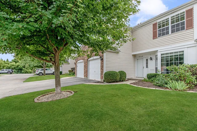 $289,000 | 1848 Princeton Court, Gurnee, IL 60031