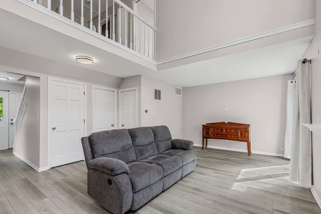 $289,000 | 1848 Princeton Court, Gurnee, IL 60031