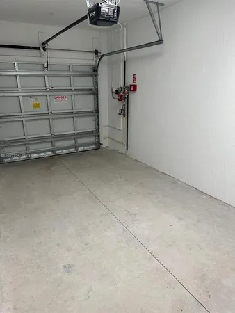 $4,200 | 17173 Southwest 1st Street, Pembroke Pines, FL 33027